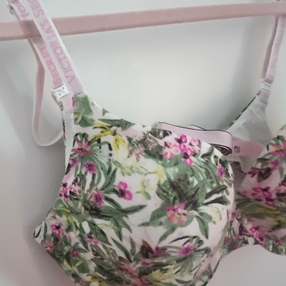 Victoria's Secret Green and Pink Floral Bra - Picture 3 of 6